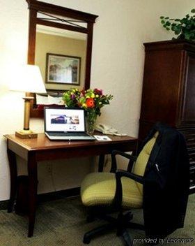 University Square Hotel Fresno Ruang foto